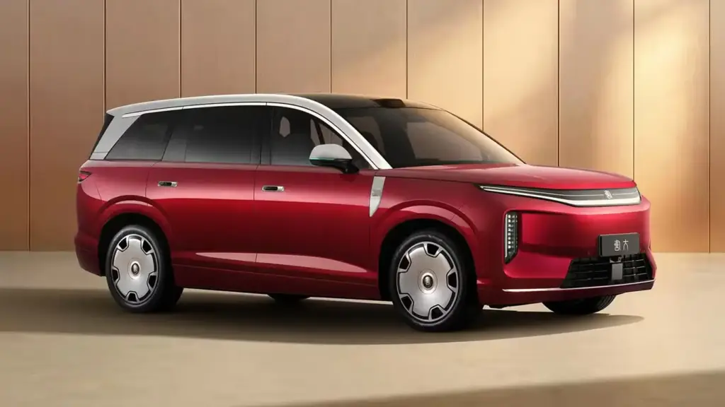 Vista frontal del BYD Da Tang EV, SUV eléctrico de 7 asientos con diseño moderno y tecnología avanzada