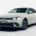 Estrategia de acceso: Volkswagen lanza el nuevo Polo Young con un precio competitivo para conductores noveles