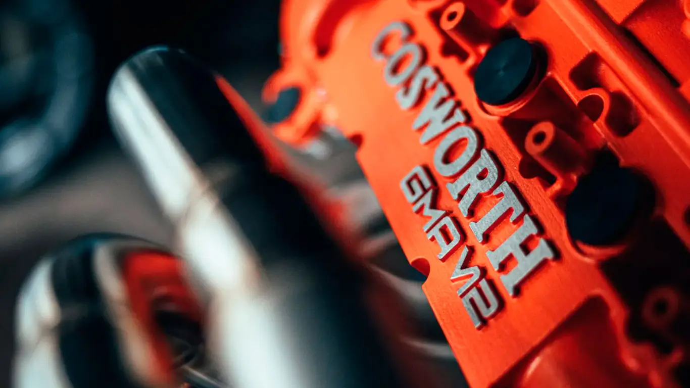 Motores de Cosworth para hipercoches: la nueva época dorada del especialista británico