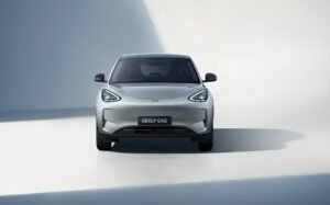 Geely EX2 en Ecuador se posiciona entre los 10 vehículos eléctricos más vendidos del primer semestre 2026, según AEADE y SRI.