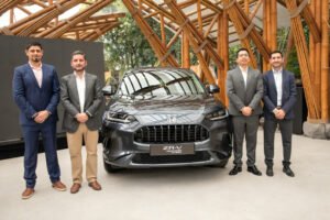 SUV, vehículos híbridos, movilidad sostenible, Honda ZR-V Hybrid, tecnología e:HEV, Honda SENSING, consumo de combustible, Honda Ecuador, José Miguel Arcos, Fernando Salinas