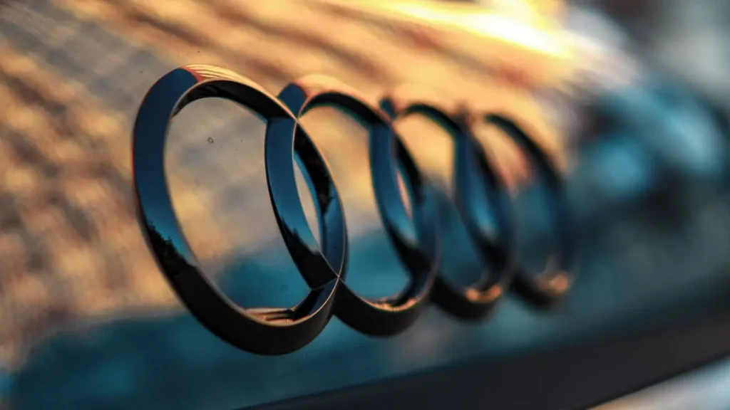 Audi A4 e-tron 2028