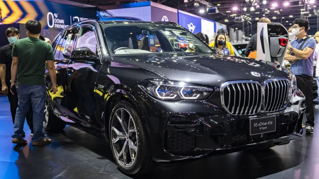 BMW SUV Kaliningrado advertencia