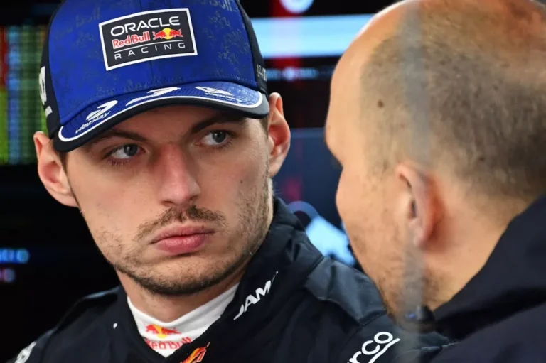 Tom Hart, sucesor de Gianpiero Lambiase, durante actividades técnicas de Red Bull junto al equipo de Fórmula 1.
