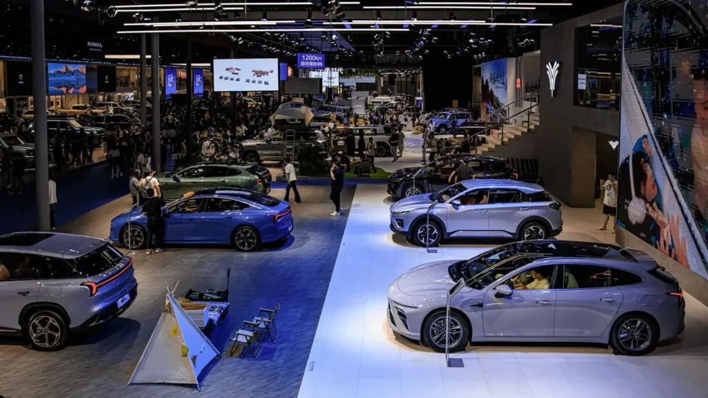 Líderes del mercado automotor internacional que encabezan los coches más vendidos del mundo en 2026.