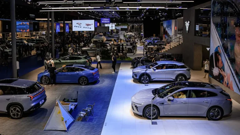 Líderes del mercado automotor internacional que encabezan los coches más vendidos del mundo en 2026.
