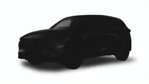Mazda presenta camuflado el nuevo CX-3 de segunda generación, cuya producción arrancará en 2027 en Tailandia con destino a mercados asiáticos.