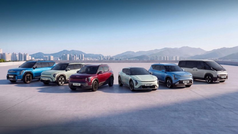 Exposición del portafolio de vehículos eléctricos de la marca Kia en Ecuador.