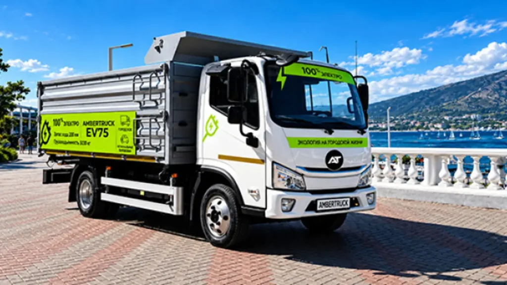 Vehículo industrial realizando pruebas urbanas representando el camión volquete eléctrico AMBERTRUCK EV75 de Avtotor.