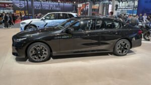 Las marcas alemanas de coches en Rusia concentran las ventas europeas. BMW y Volkswagen lideran un mercado impulsado por la importación alternativa.