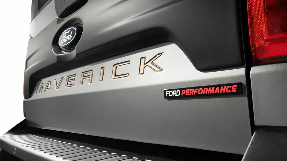 Descubre el costo real del paquete FX4 para el Ford Maverick 2026, sus requisitos de equipamiento obligatorio y las diferencias frente a la versión Tremor.
