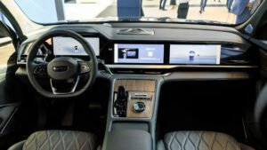 Nizhny Novgorod fabricará el motor y la transmisión del Volga a partir de 2028 con un 80% de componentes locales. Conoce los detalles industriales.