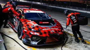 Vehículo de competición Lamborghini Temerario GT3 del equipo Pfaff Motorsports en pista, correspondiente a la clase GTD Pro del Campeonato IMSA SportsCar, temporada 2026
