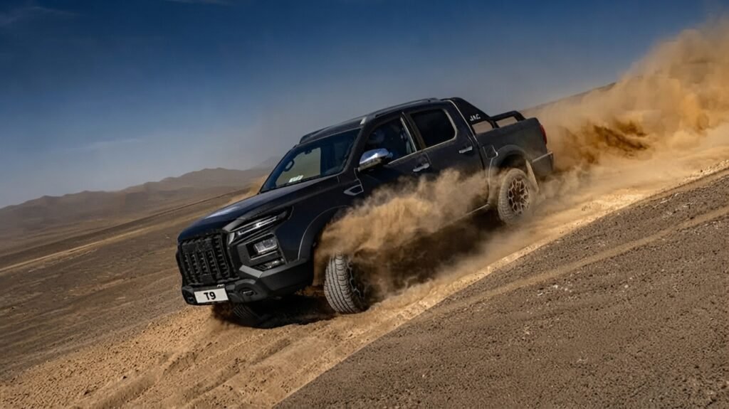 Descubre las novedades del JAC T9 Urban+, la nueva versión para el mercado ruso que incorpora equipamiento de invierno mejorado y neumáticos todoterreno.