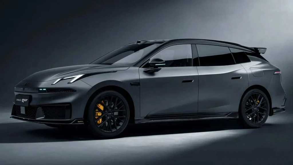 Lynk & Co 07 GT: el gran turismo híbrido debuta en París