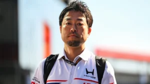 Shintaro Orihara, ingeniero jefe de Honda en Fórmula 1, en el paddock de Bakú