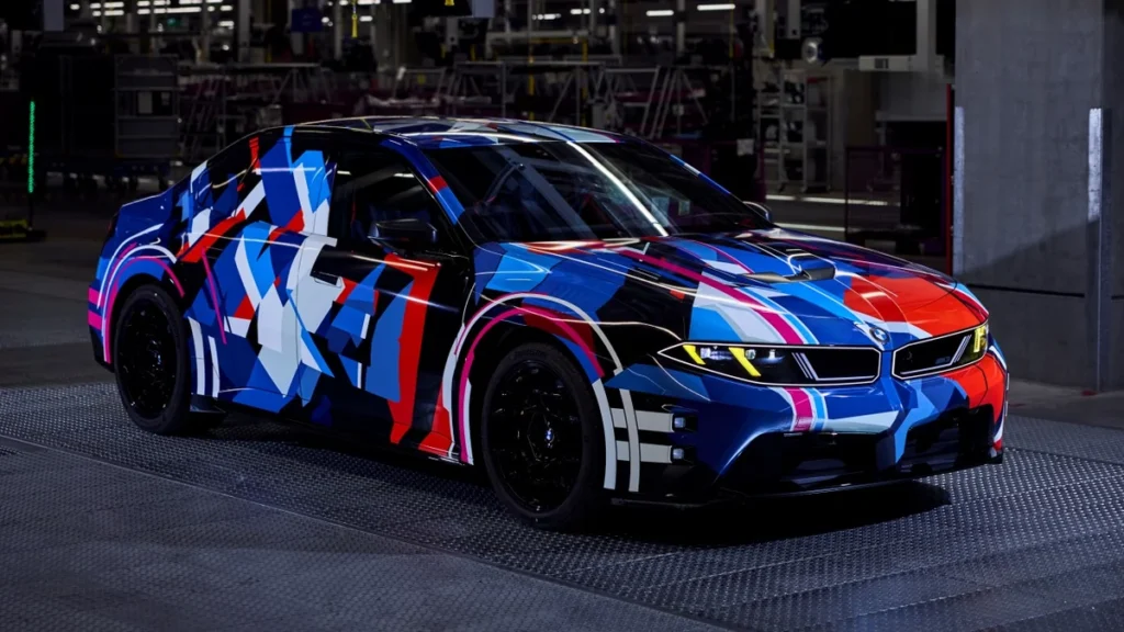 Prototipo camuflado del BMW M3 eléctrico rodando en fase de pruebas