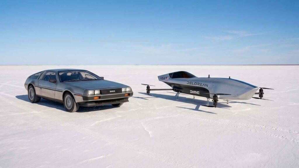 DeLorean deja el asfalto y presenta su vehículo volador autónomo DR-7