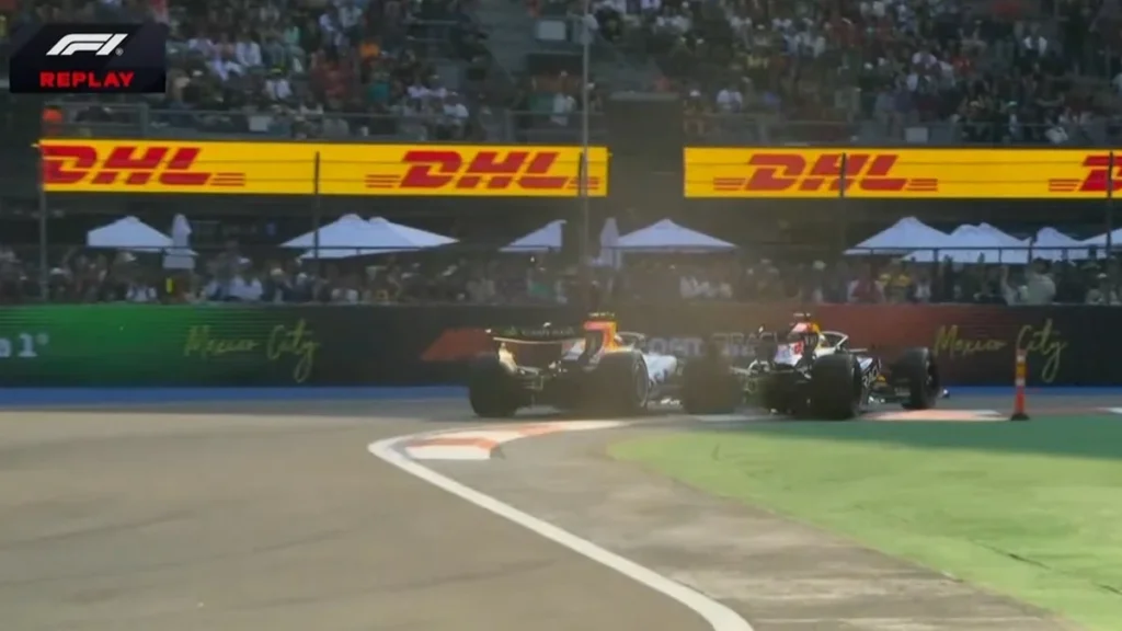 Monoplaza de Red Bull Racing en boxes del autódromo Hermanos Rodríguez
